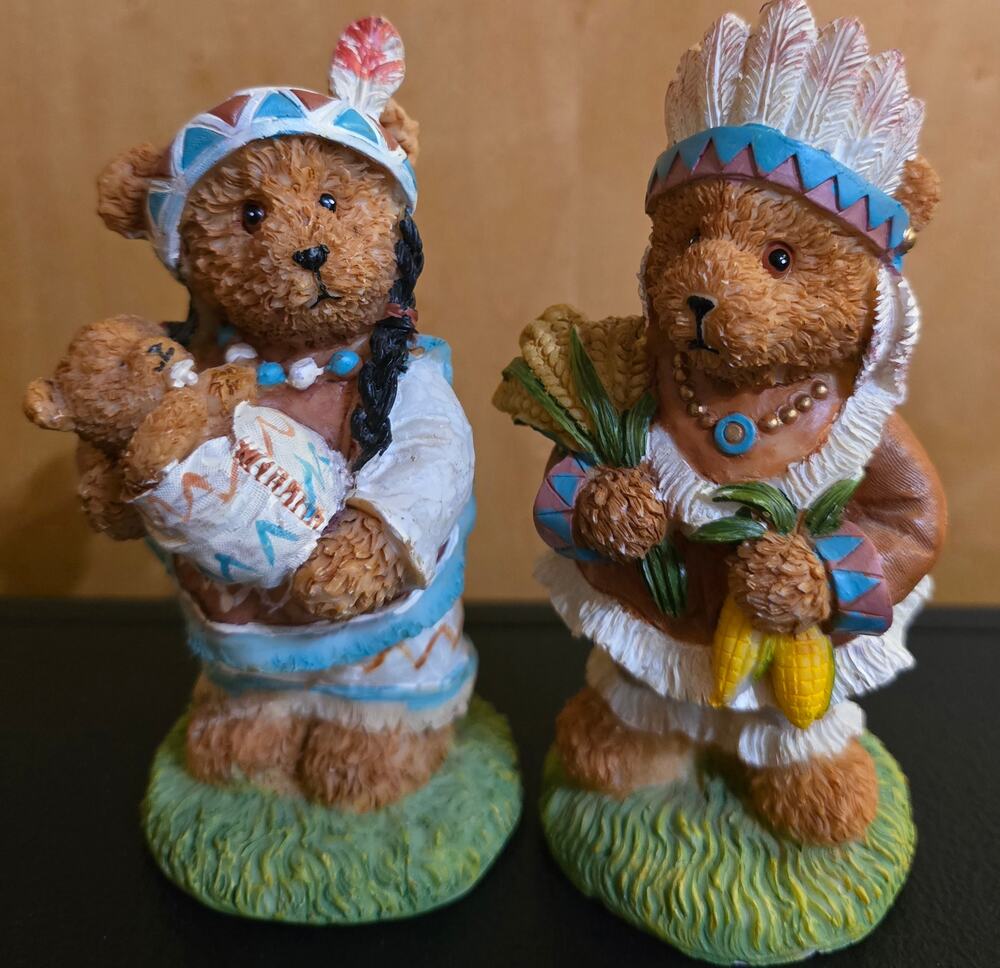 K's Collection Teddy Bear Figurines (Set of 2)